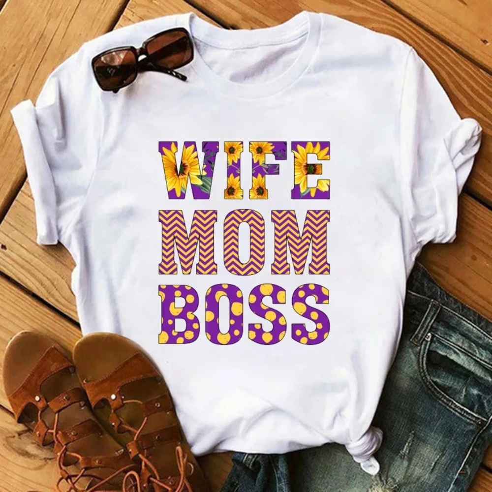 Wife Mom Boss tee shirt🥰👌
